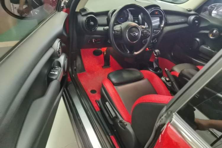 Used MINI 2016 1.5T COOPER Driver Seat