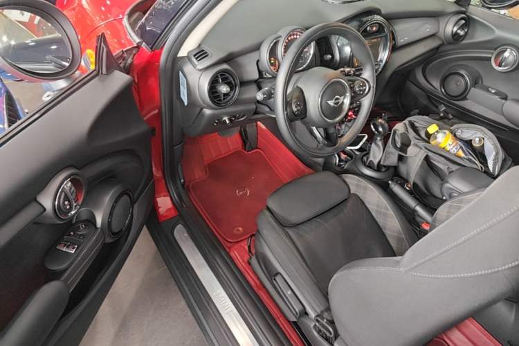 Used MINI 2016 1.5T COOPER Driver Seat