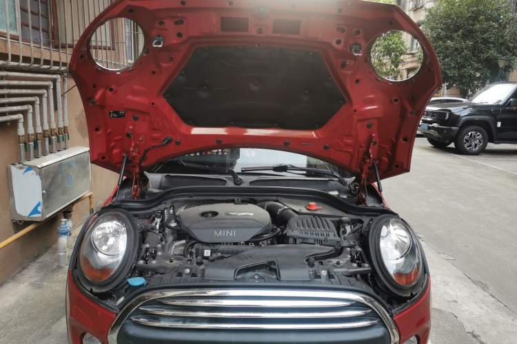 Used MINI 2016 1.2T ONE Five-Door Edition Engine Bay