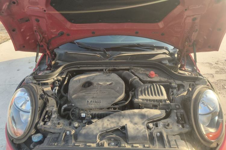 Used MINI 2016 1.2T ONE Pioneer Edition Five-Door Version Engine Bay