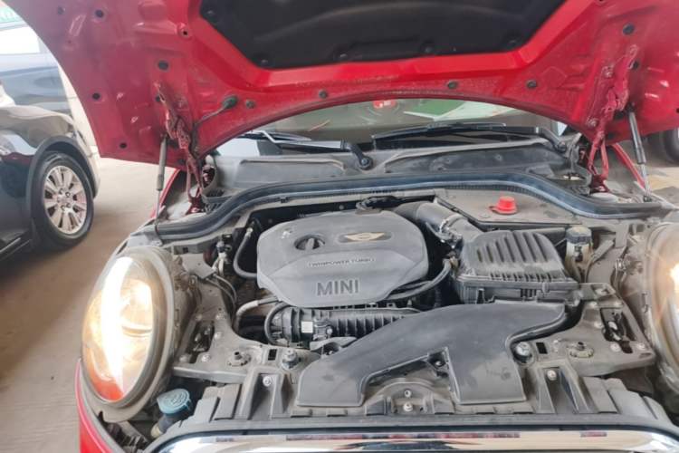Used MINI 2016 1.5T COOPER Five-Door Edition Engine Bay