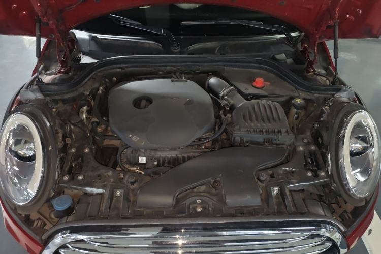 Used MINI 2016 1.5T COOPER Five-Door Edition Engine Bay