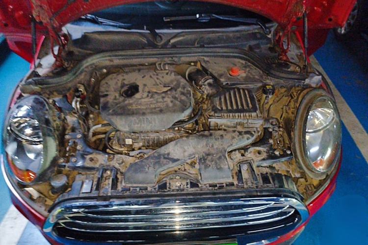 Used MINI 2016 1.5T COOPER Five-Door Edition Engine Bay