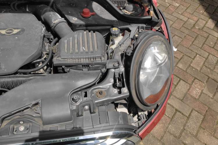 Used MINI 2016 1.2T ONE Pioneer Edition Engine Bay Left