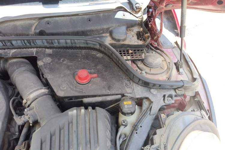 Used MINI 2016 1.5T COOPER Five-Door Edition Engine Bay Left
