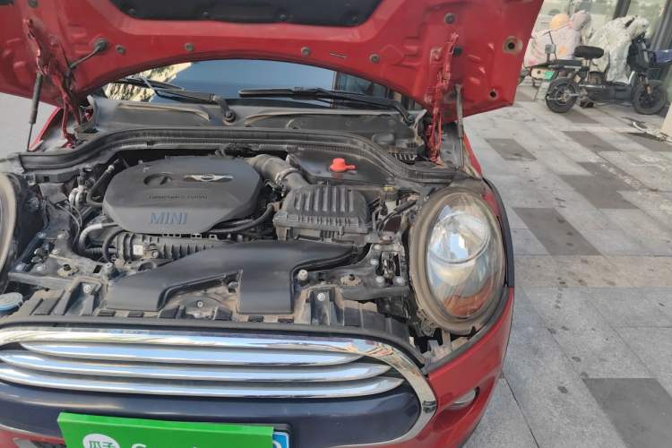Used MINI 2016 1.5T COOPER Five-Door Edition Engine Bay Left