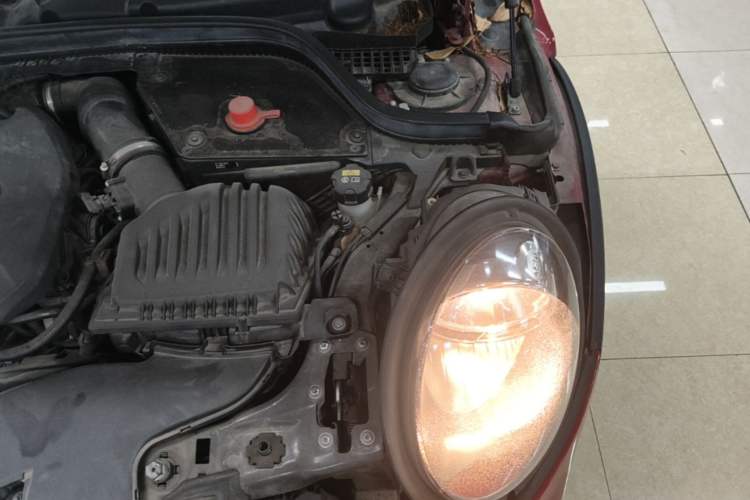 Used MINI 2016 1.5T COOPER Five-Door Edition Engine Bay Left