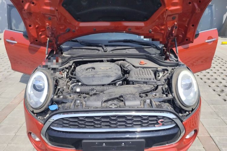 Used MINI 2016 2.0T COOPER S Five-Door Edition Engine Bay