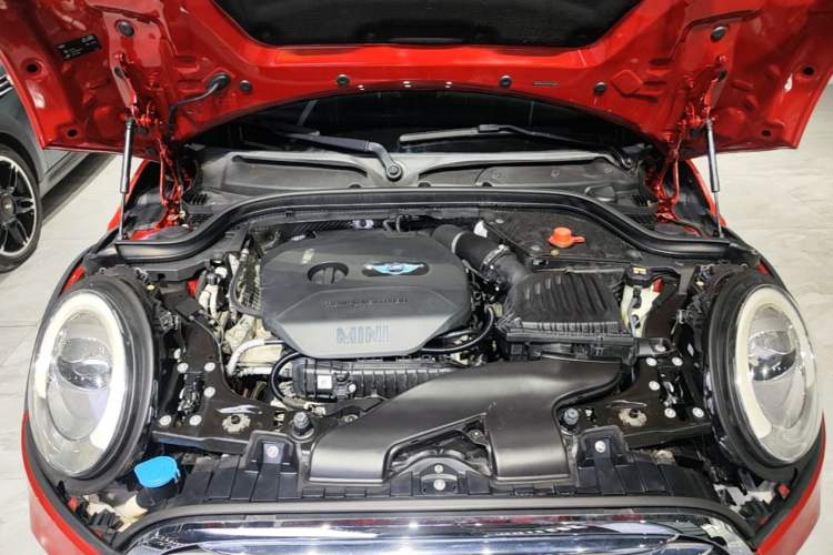 Used MINI 2016 1.5T COOPER Performance Edition Engine Bay