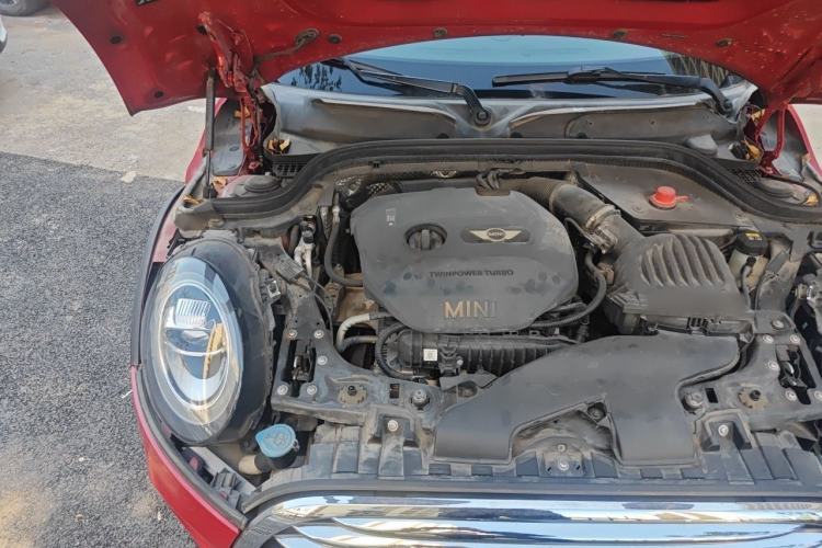 Used MINI 2016 1.5T COOPER Five-Door Edition Engine Bay Right