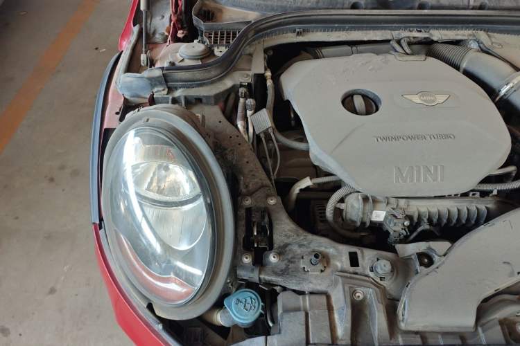 Used MINI 2016 1.2T ONE Pioneer Edition Engine Bay Right