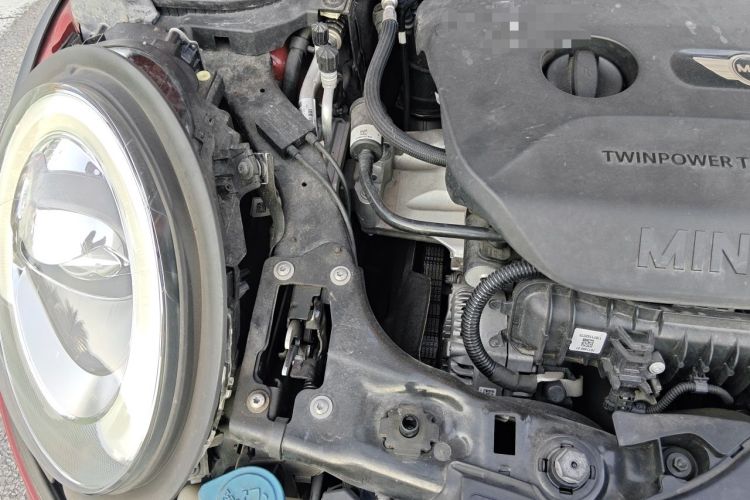 Used MINI 2016 1.5T COOPER Performance Edition Engine Bay Right