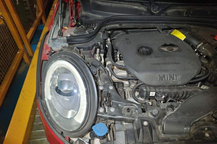 Used MINI 2016 1.5T COOPER Engine Bay Right