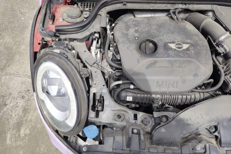Used MINI 2016 2.0T COOPER S Five-Door Edition Engine Bay Right