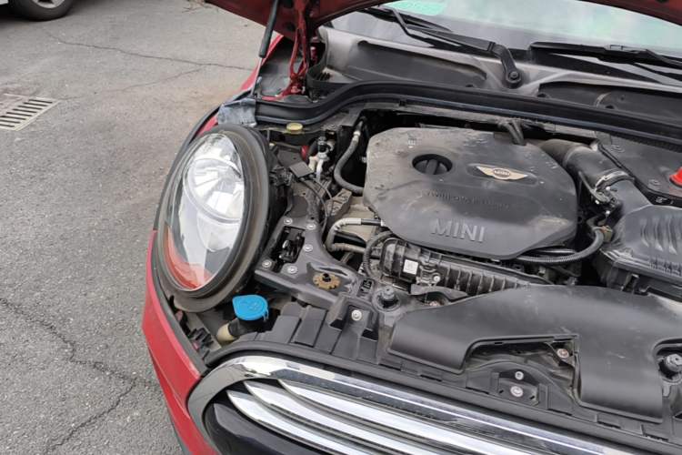 Used MINI 2016 1.5T COOPER Five-Door Edition Engine Bay Right