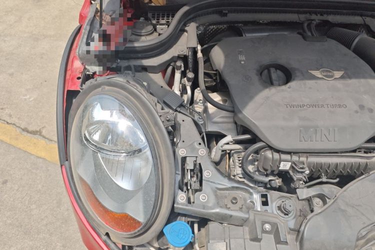 Used MINI 2016 1.2T ONE Pioneer Edition Five-Door Version Engine Bay Right