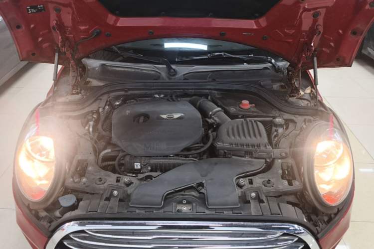 Used MINI 2016 1.5T COOPER Five-Door Edition Engine Bay