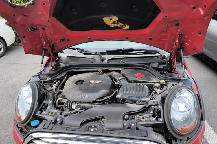 Used MINI 2016 1.5T COOPER Five-Door Edition Engine Bay
