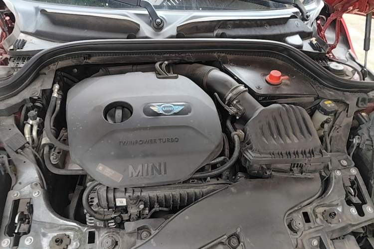 Used MINI 2016 1.5T COOPER Five-Door Edition Engine Bay