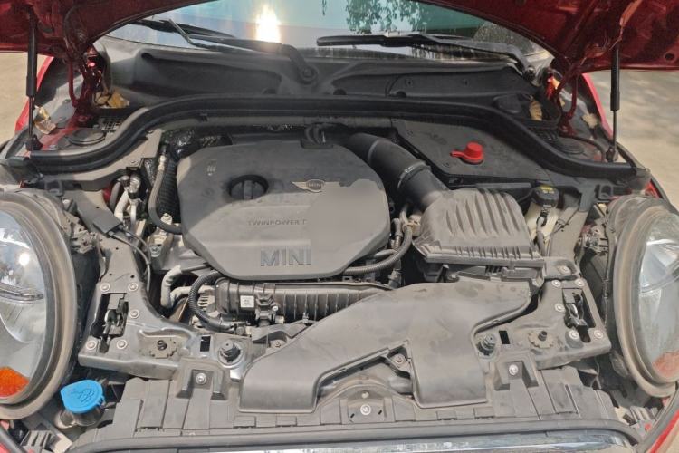 Used MINI 2016 1.2T ONE Pioneer Edition Five-Door Version Engine Bay