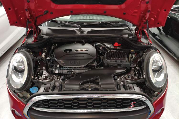 Used MINI 2016 2.0T COOPER S Engine Bay