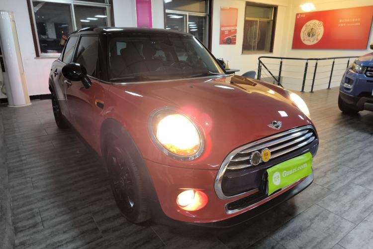 Used MINI 2016 1.5T COOPER Five-Door Edition Exterior 2