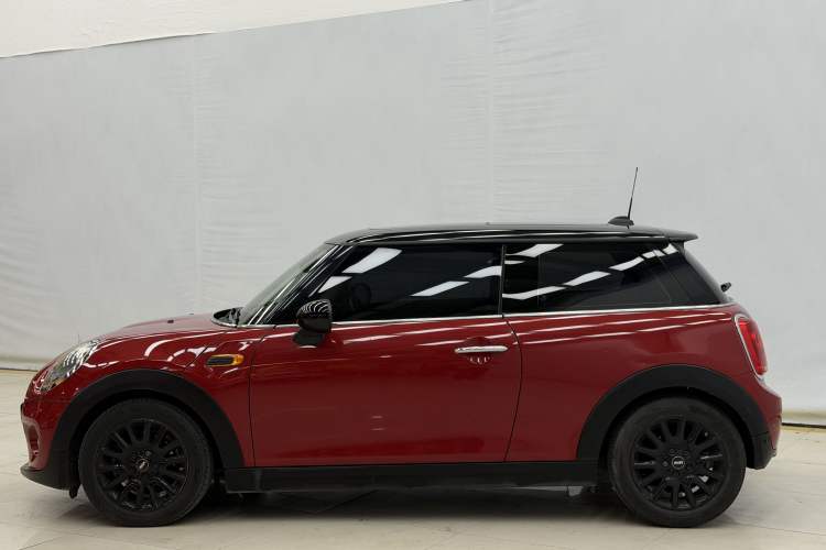 Used MINI 2016 1.5T COOPER Exterior 3