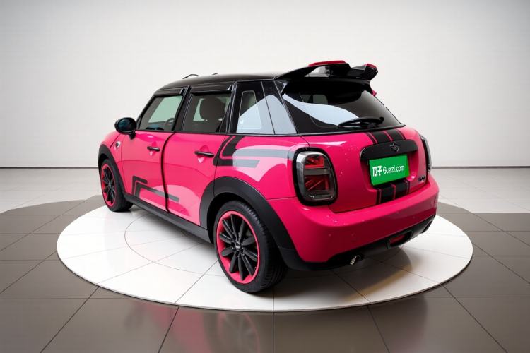 Used MINI 2016 1.5T COOPER Pioneer Edition Five-Door Model Exterior 3