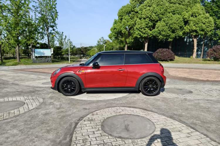 Used MINI 2016 1.2T ONE Pioneer Edition Exterior 6