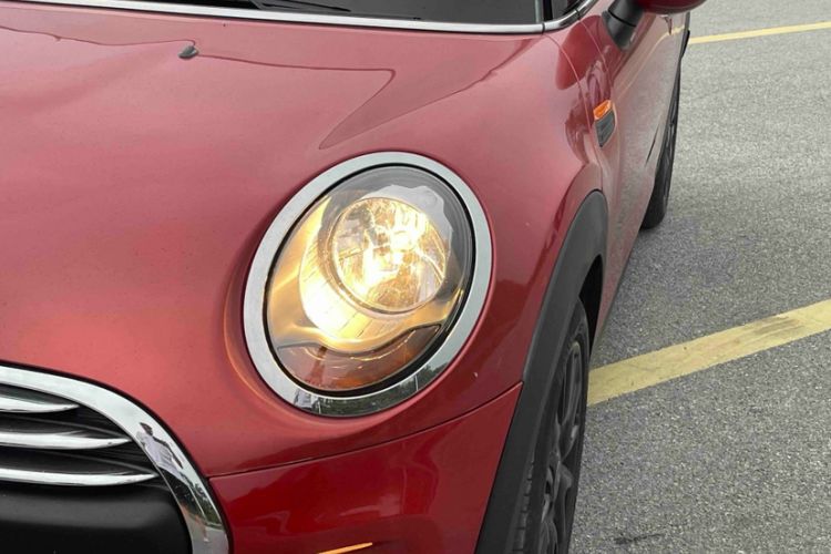 Used MINI 2016 1.2T ONE Pioneer Edition Exterior 6