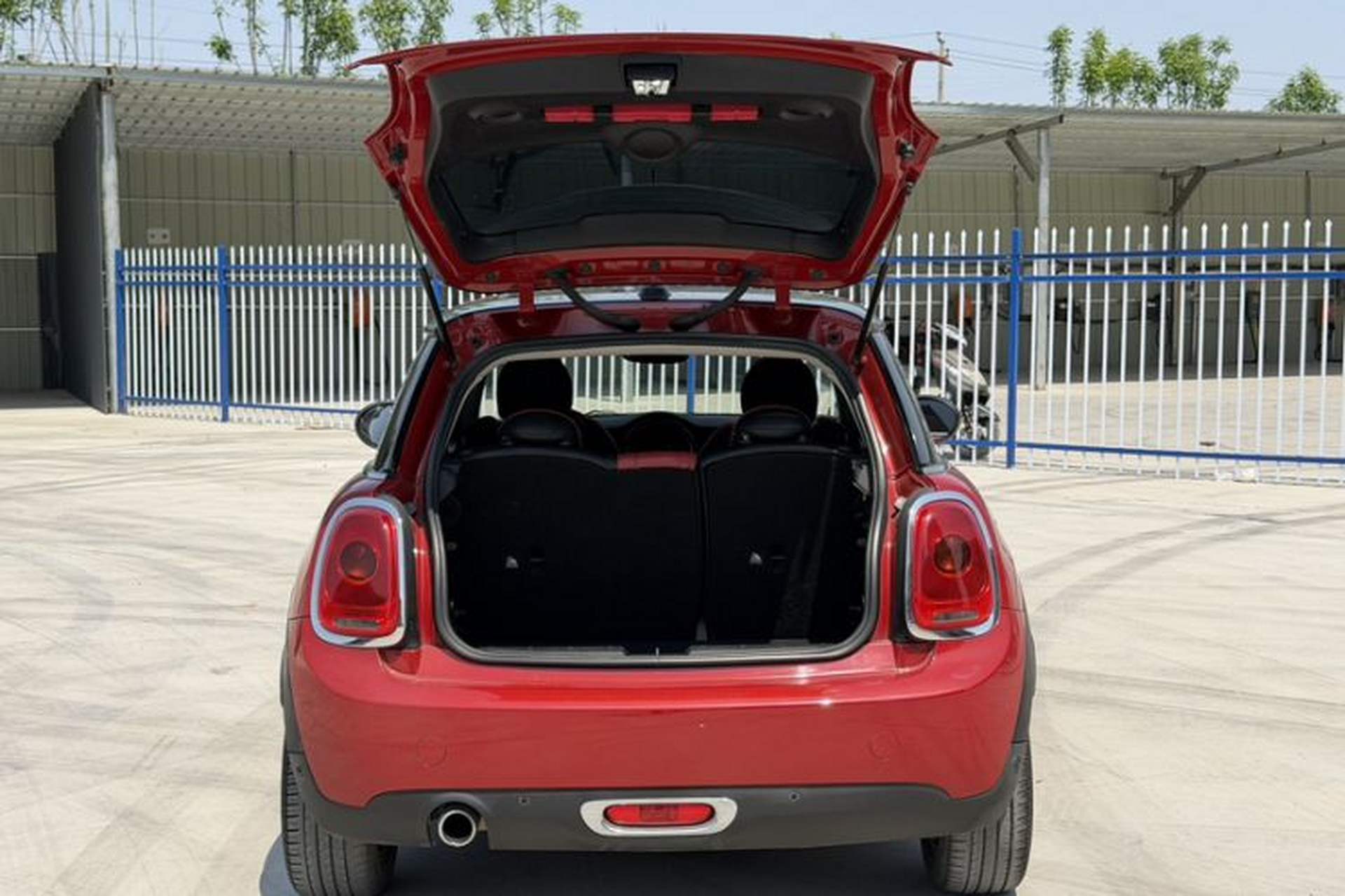Used MINI 2016 1.5T COOPER Exterior 6