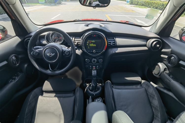Used MINI 2016 1.5T COOPER Five-Door Edition Exterior 6
