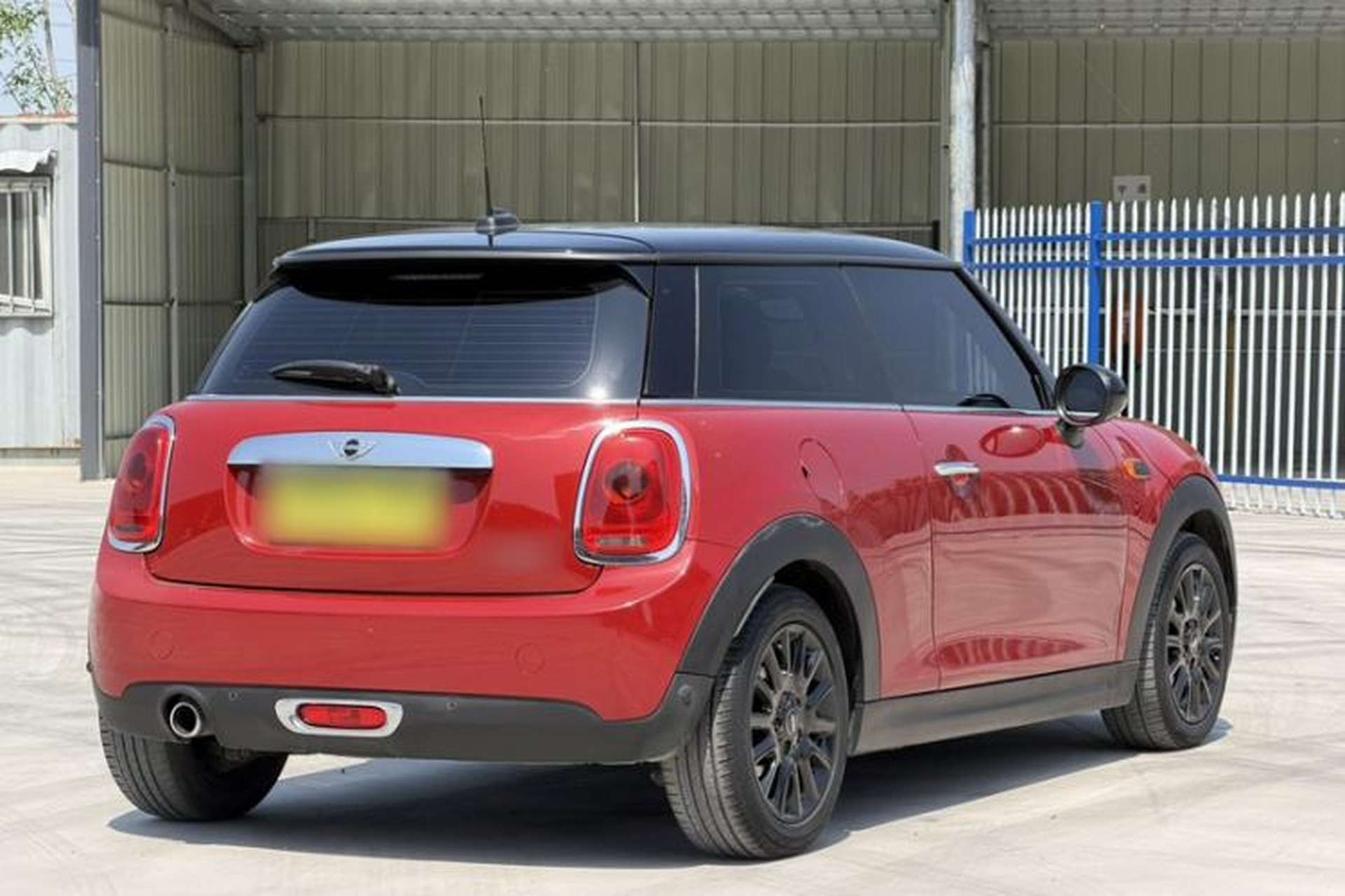 Used MINI 2016 1.5T COOPER Exterior 9