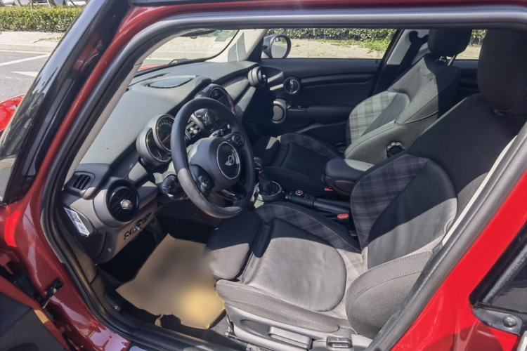 Used MINI 2016 1.5T COOPER Five-Door Edition Exterior 9