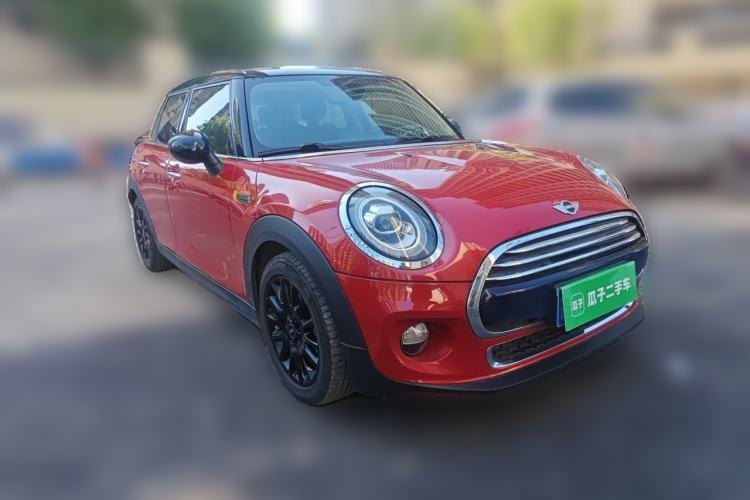 Used MINI 2016 1.5T COOPER Five-Door Edition Front Right 45 Deg