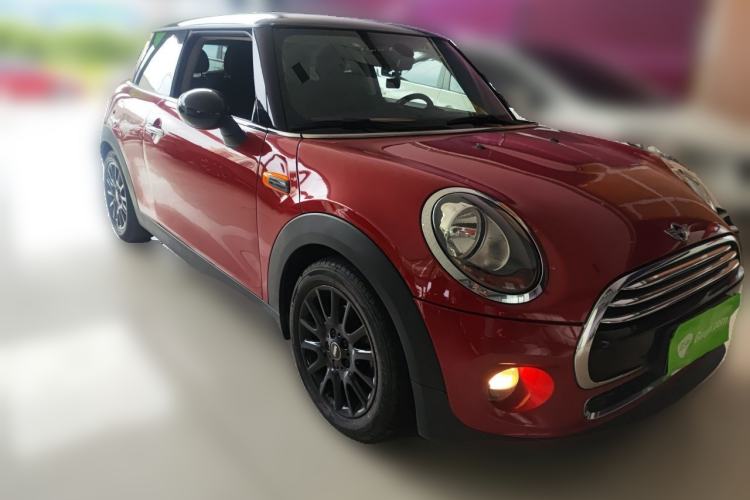 Used MINI 2016 1.5T COOPER Front Right 45 Deg