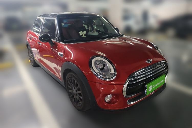 Used MINI 2016 1.5T COOPER Five-Door Edition Front Right 45 Deg