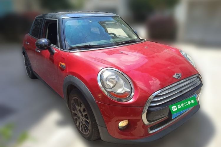 Used MINI 2016 1.5T COOPER Five-Door Edition Front Right 45 Deg
