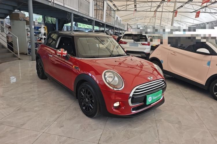 Used MINI 2016 1.5T COOPER Front Right 45 Deg