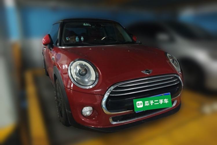 Used MINI 2016 1.5T COOPER Front Right 45 Deg