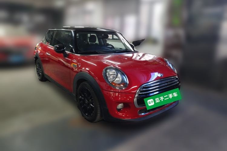 Used MINI 2016 1.5T COOPER Front Right 45 Deg