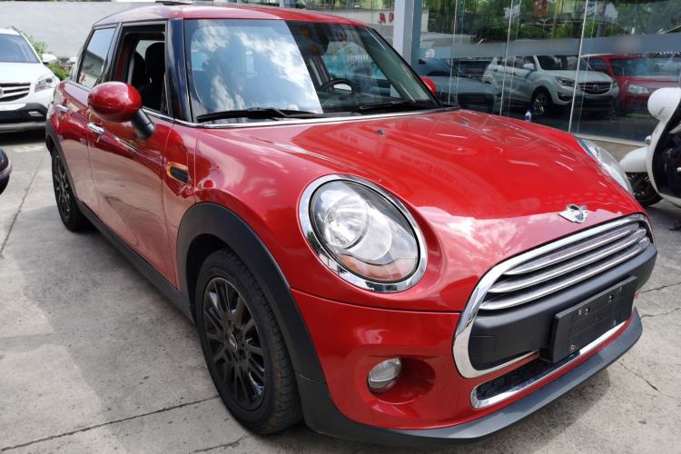 Used MINI 2016 1.2T ONE Pioneer Edition Five-Door Version Front Right 45 Deg