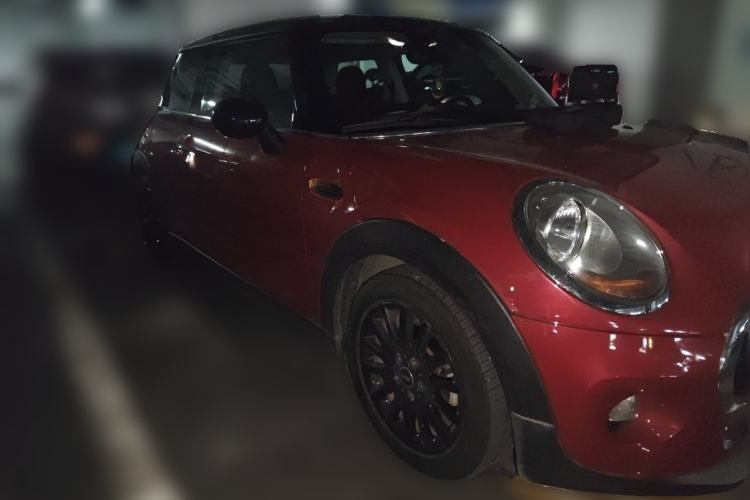Used MINI 2016 1.5T COOPER SEVEN Front Right 45 Deg