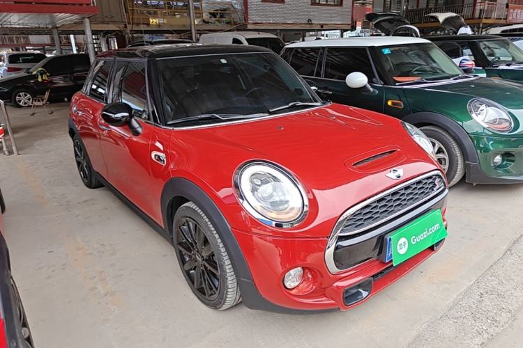 Used MINI 2016 2.0T COOPER S Pioneer Edition Five-Door Model Front Right 45 Deg
