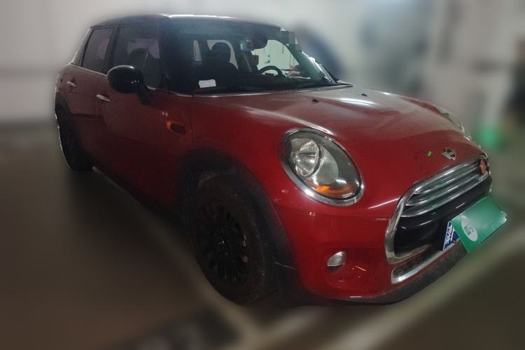 Used MINI 2016 1.5T COOPER Five-Door Edition Front Right 45 Deg