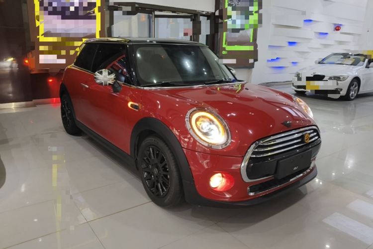 Used MINI 2016 1.5T COOPER Front Right 45 Deg