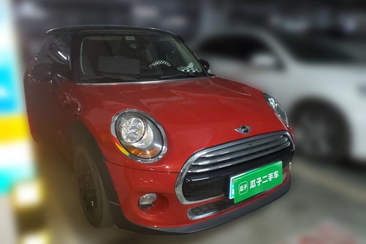 Used MINI 2016 1.5T COOPER Front Right 45 Deg