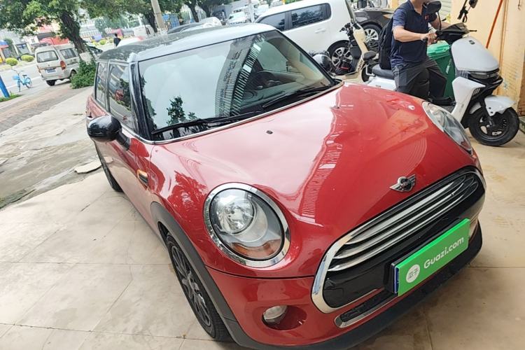 Used MINI 2016 1.5T COOPER Five-Door Edition Front Right 45 Deg