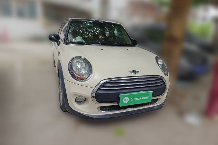 Used MINI 2016 1.2T ONE Five-Door Edition Front Right 45 Deg
