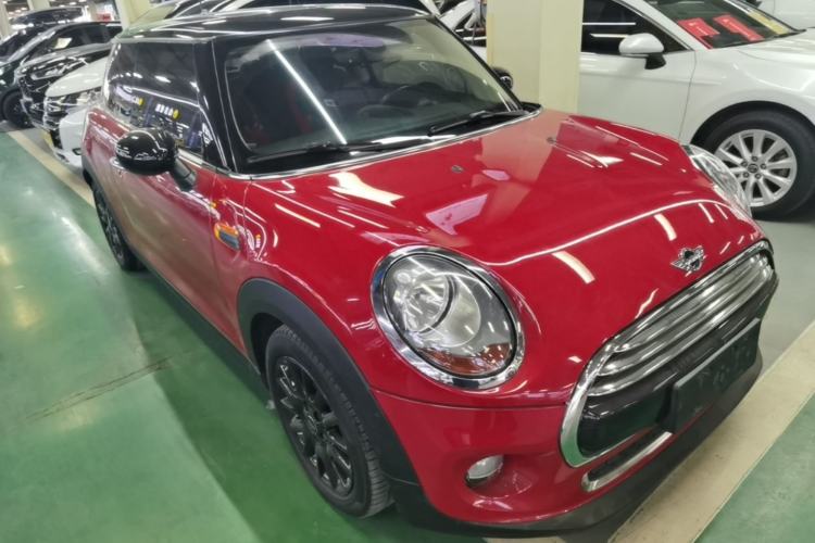 Used MINI 2016 1.5T COOPER Front Right 45 Deg